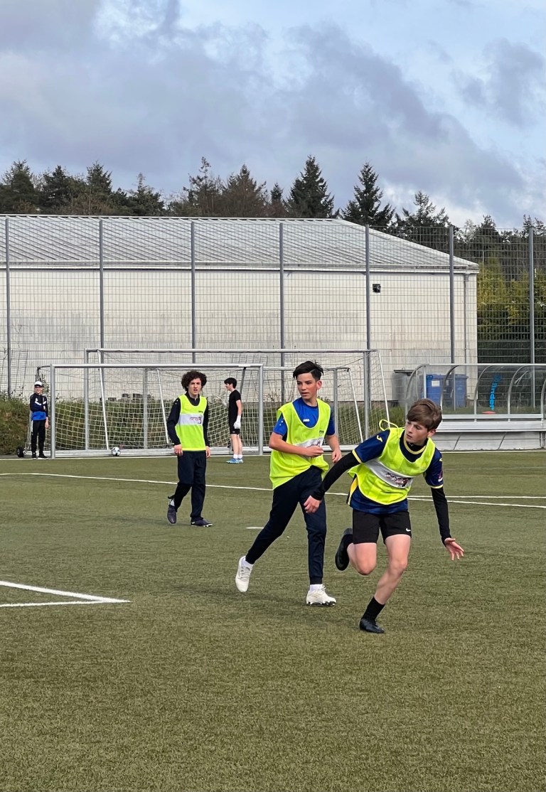 children training with TM17pro in germany